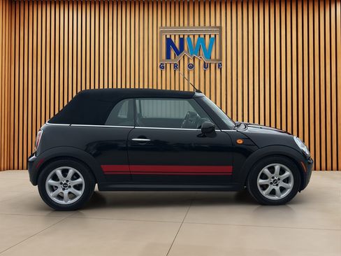 Used 2010 MINI Cooper Convertible FWD image 19