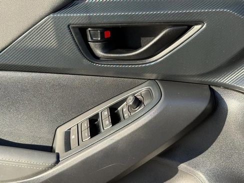 Used 2024 Subaru Crosstrek 2.0i Premium image 24