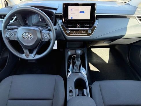 Used 2026 Toyota Corolla LE FWD image 20