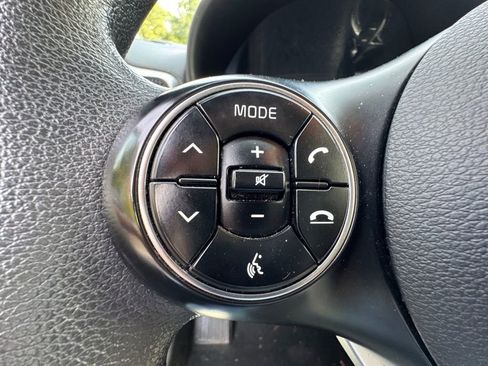 Used 2022 Kia Soul LX w/ Technology Package image 27