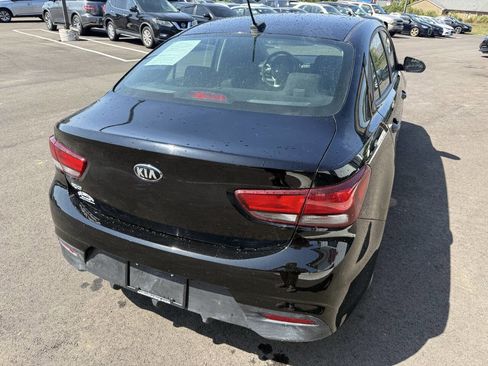 Used 2018 Kia Rio LX image 9
