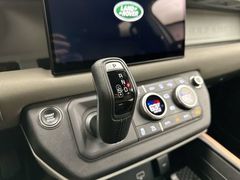 Certified 2023 Land Rover Defender 110 S AWD/4WD image 23