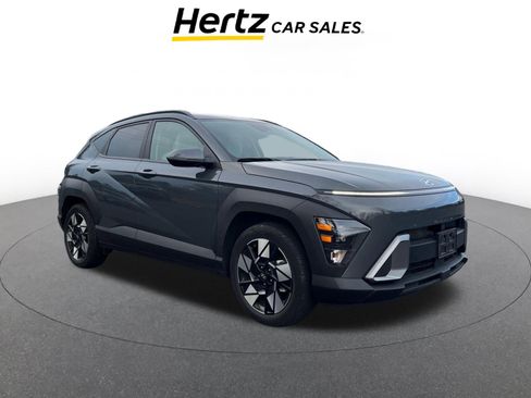 Used 2025 Hyundai Kona SEL image 1