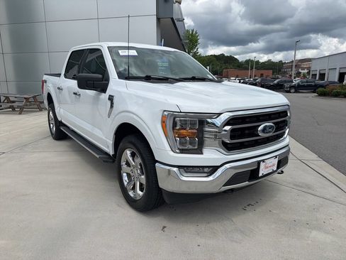 Used 2022 Ford F150 XLT w/ Equipment Group 302A High AWD/4WD image 1