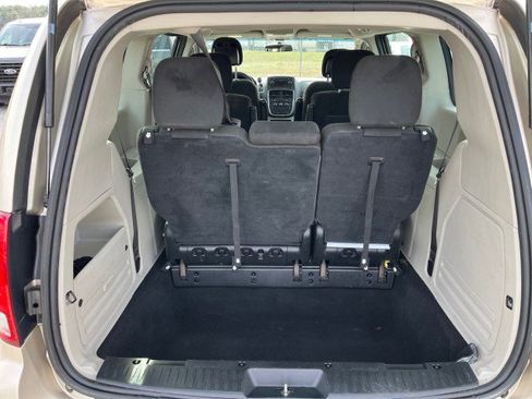 Used 2015 Dodge Grand Caravan American Value Package image 13