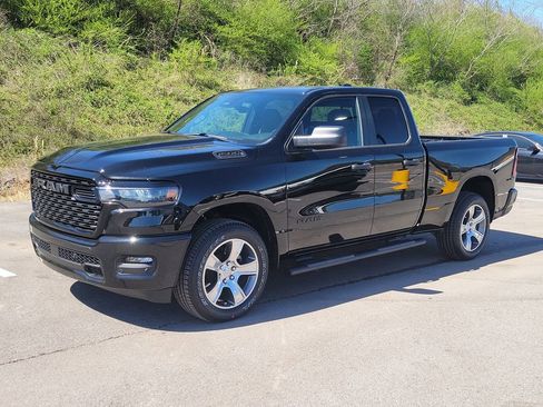 New 2026 RAM 1500 Express image 7