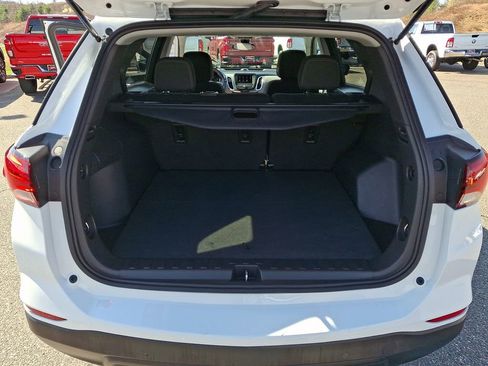 Used 2023 Chevrolet Equinox LS AWD/4WD image 29