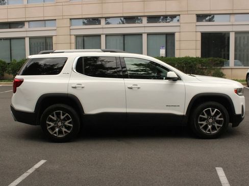 Used 2020 GMC Acadia SLE w/ Driver Convenience Package FWD image 6