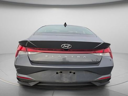 Certified 2023 Hyundai Elantra SEL w/ Cargo Package FWD image 7