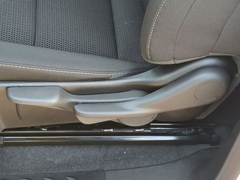 New 2026 GMC Canyon Elevation w/ Convenience Package image 25