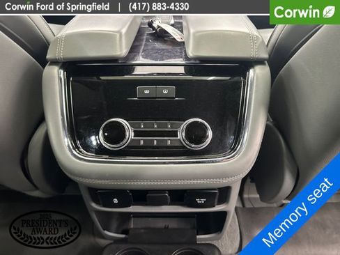 Used 2019 Lincoln Navigator L Reserve w/ Cargo Package AWD/4WD image 15