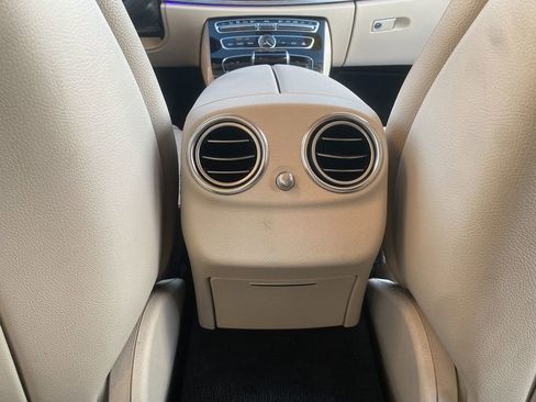 Used 2017 Mercedes-Benz E 300 4MATIC image 27