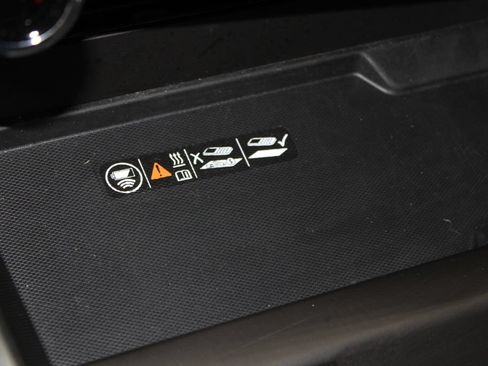 Used 2025 Chevrolet Tahoe Premier RWD image 47