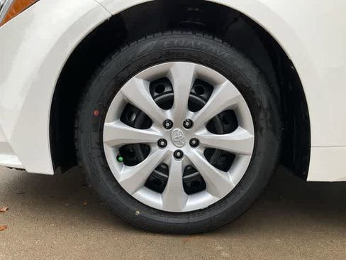 Used 2026 Toyota Corolla LE image 12