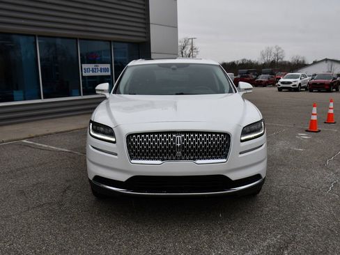 Used 2023 Lincoln Nautilus Reserve AWD/4WD image 9