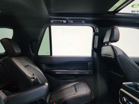 Used 2023 Ford Expedition Limited RWD image 24