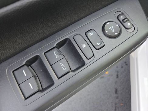 Certified 2024 Honda CR-V EX image 31