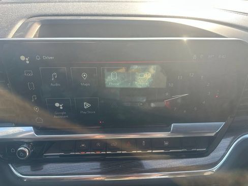 Used 2024 GMC Sierra 1500 Elevation AWD/4WD image 16