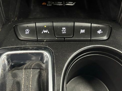 Used 2025 Chevrolet TrailBlazer LT w/ Convenience Package FWD image 32