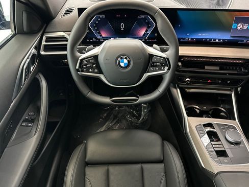 Certified 2025 BMW 430i Coupe w/ Premium Package image 28