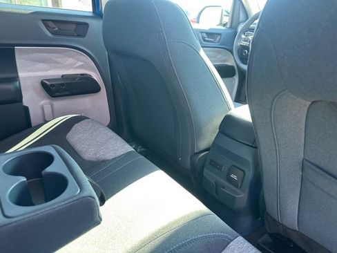 Certified 2025 Ford Maverick XLT w/ XLT Luxury Package image 13