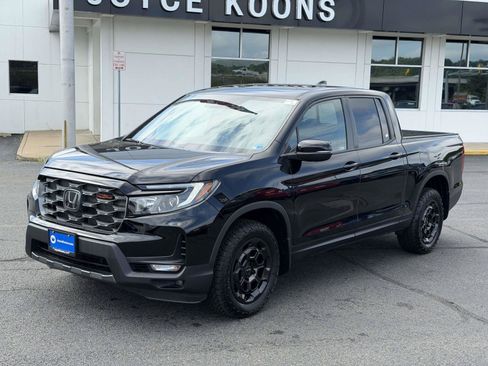 Certified 2025 Honda Ridgeline TrailSport+ image 4