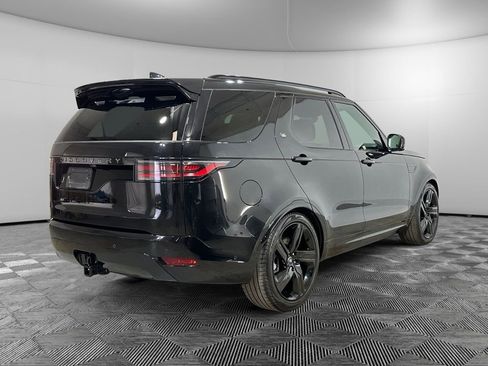 Used 2024 Land Rover Discovery Dynamic SE AWD/4WD image 6
