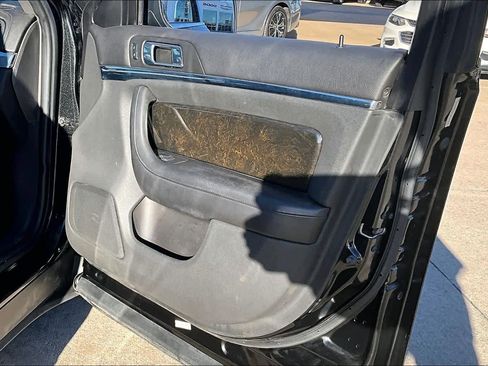 Used 2014 Lincoln MKS AWD w/ Equipment Group 201A image 21