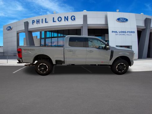 Used 2024 Ford F350 Lariat w/ Lariat Ultimate Package AWD/4WD image 7