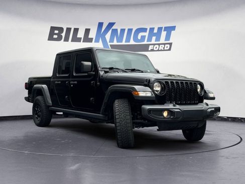 Used 2022 Jeep Gladiator Sport AWD/4WD image 7