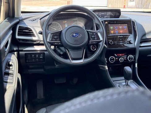 Used 2024 Subaru Forester Premium image 7