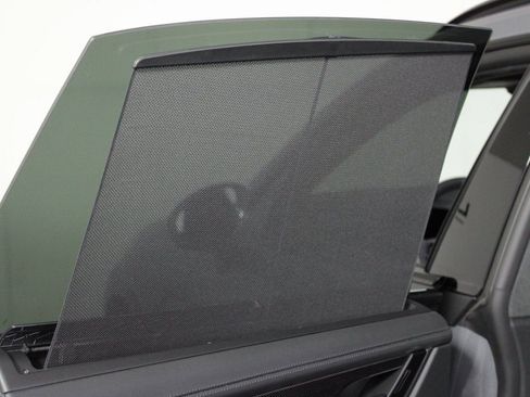 Certified 2025 Porsche Macan Turbo Electric image 35