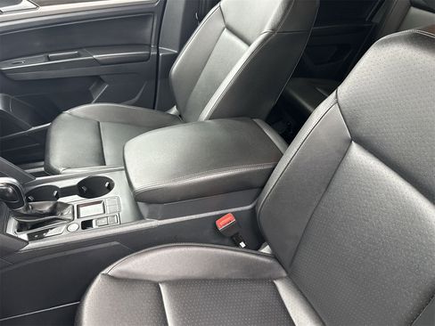 Used 2018 Volkswagen Atlas SE image 28