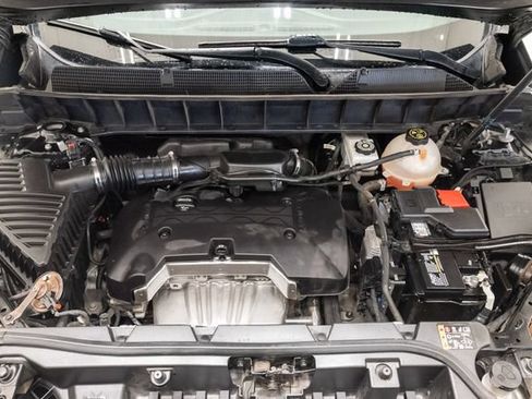 Used 2019 GMC Acadia SLE FWD image 3