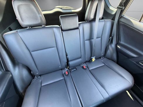 Used 2018 Toyota RAV4 SE w/ Advanced Technology Package image 20