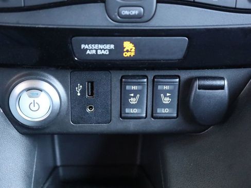 Used 2018 Nissan Leaf SV w/ SV Technology Package image 36