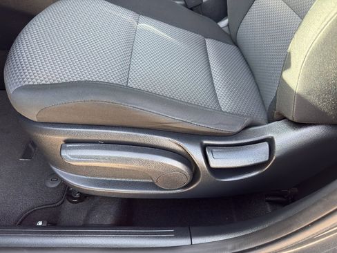 Used 2024 Kia Soul LX w/ LX Technology Package image 14