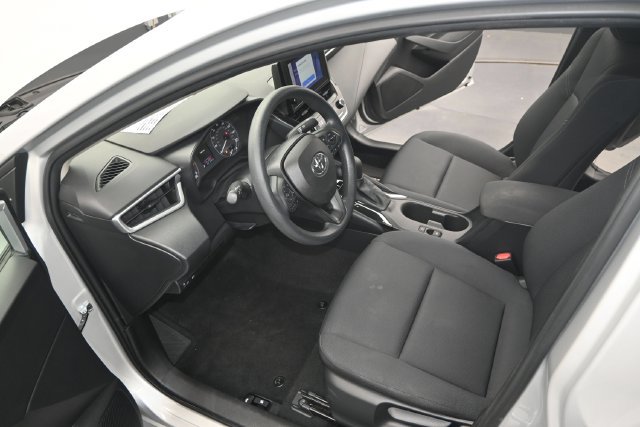 Used 2023 Toyota Corolla LE FWD image 6