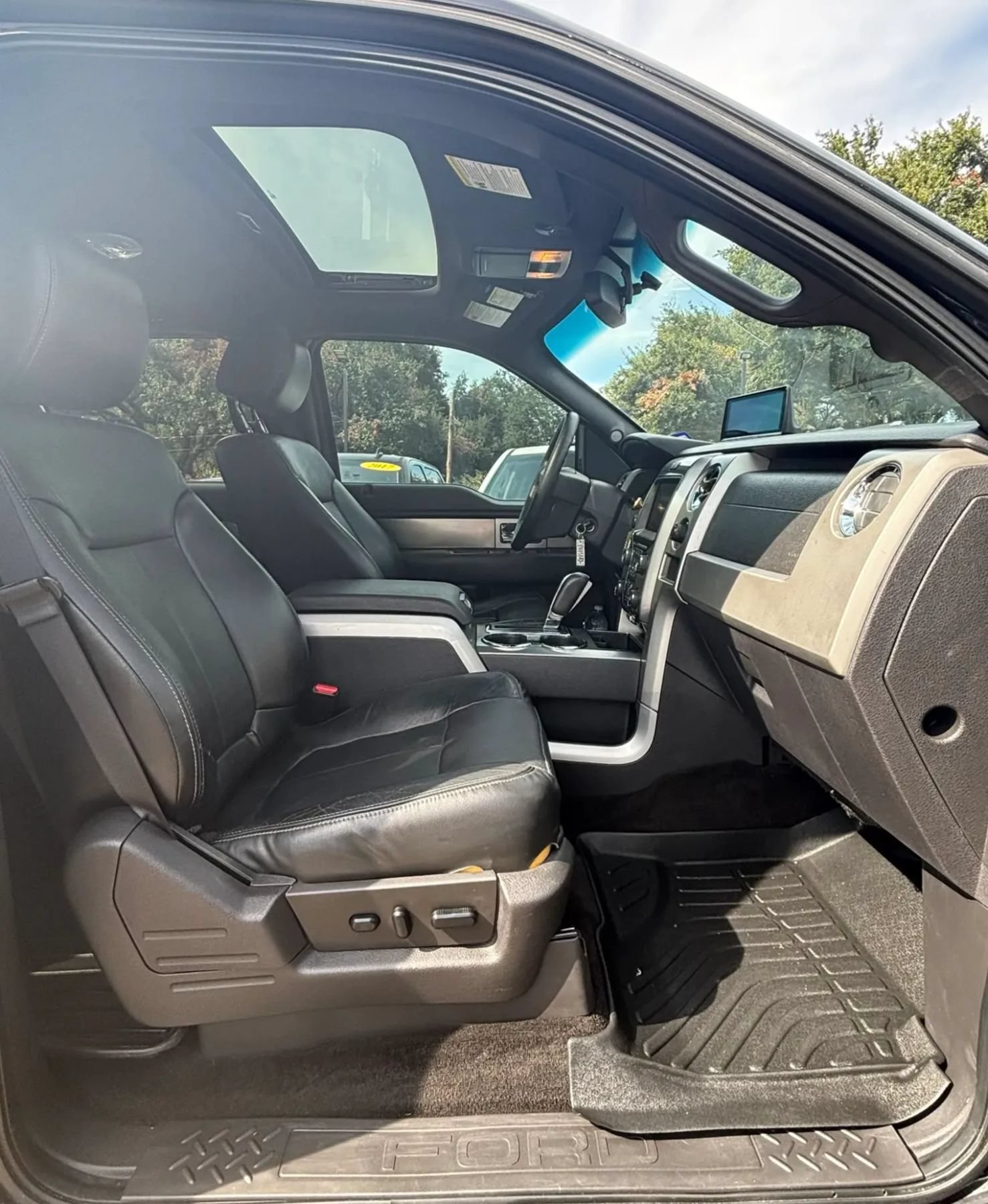 Used 2013 Ford F150 FX4 w/ Luxury Equipment Group AWD/4WD image 13