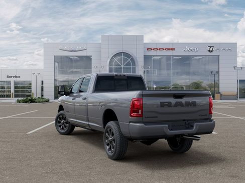 New 2026 RAM 2500 Laramie AWD/4WD image 3
