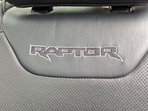 Used 2019 Ford F150 Raptor w/ Equipment Group 802A Luxury AWD/4WD image 31