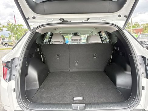 Used 2025 Hyundai Tucson SEL FWD image 28
