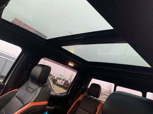 Used 2018 Ford F150 Raptor w/ Equipment Group 802A Luxury image 15