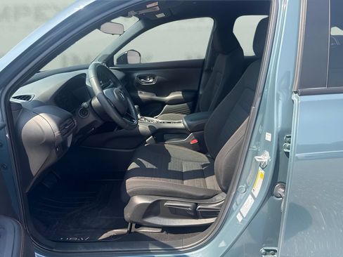Used 2023 Honda HR-V Sport image 5