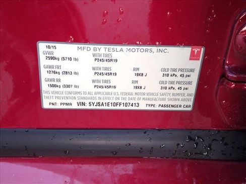 Used 2015 Tesla Model S 70 image 26