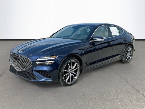 Used 2023 Genesis G70 2.0T image 3