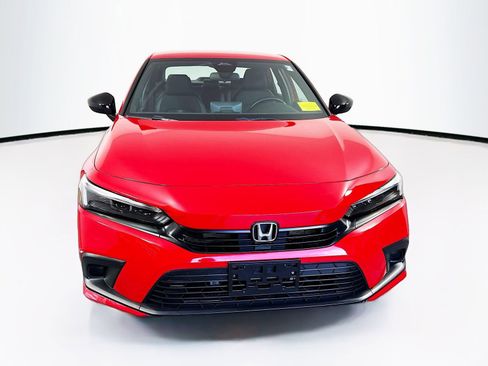 Used 2024 Honda Civic Sport image 2