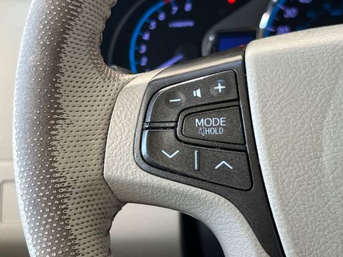 Used 2014 Toyota Sienna XLE FWD image 26