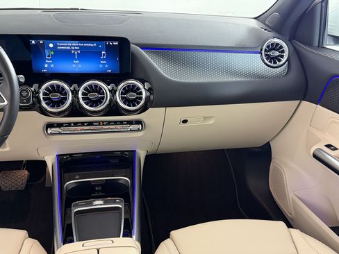 Certified 2024 Mercedes-Benz GLA 250 image 29