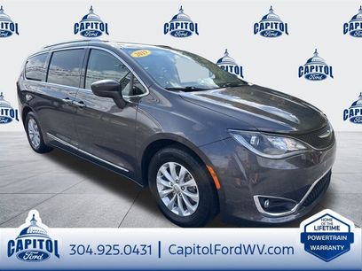 Used 2019 Chrysler Pacifica Touring-L